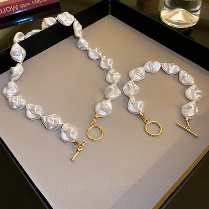 New Special-shaped Irregular Pearl Necklace For Women Fashionable Simple Neck Chain Clavicle Chain Exaggerated Pearl Necklace