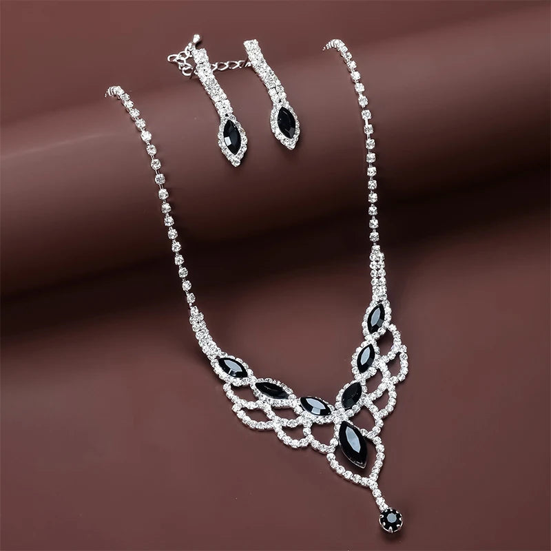 3Pcs Fashion Vintage Geometric Hollow Rhinestone Necklace Earrings For Women Versatile Wedding Bride Jewelry Sets Accessories